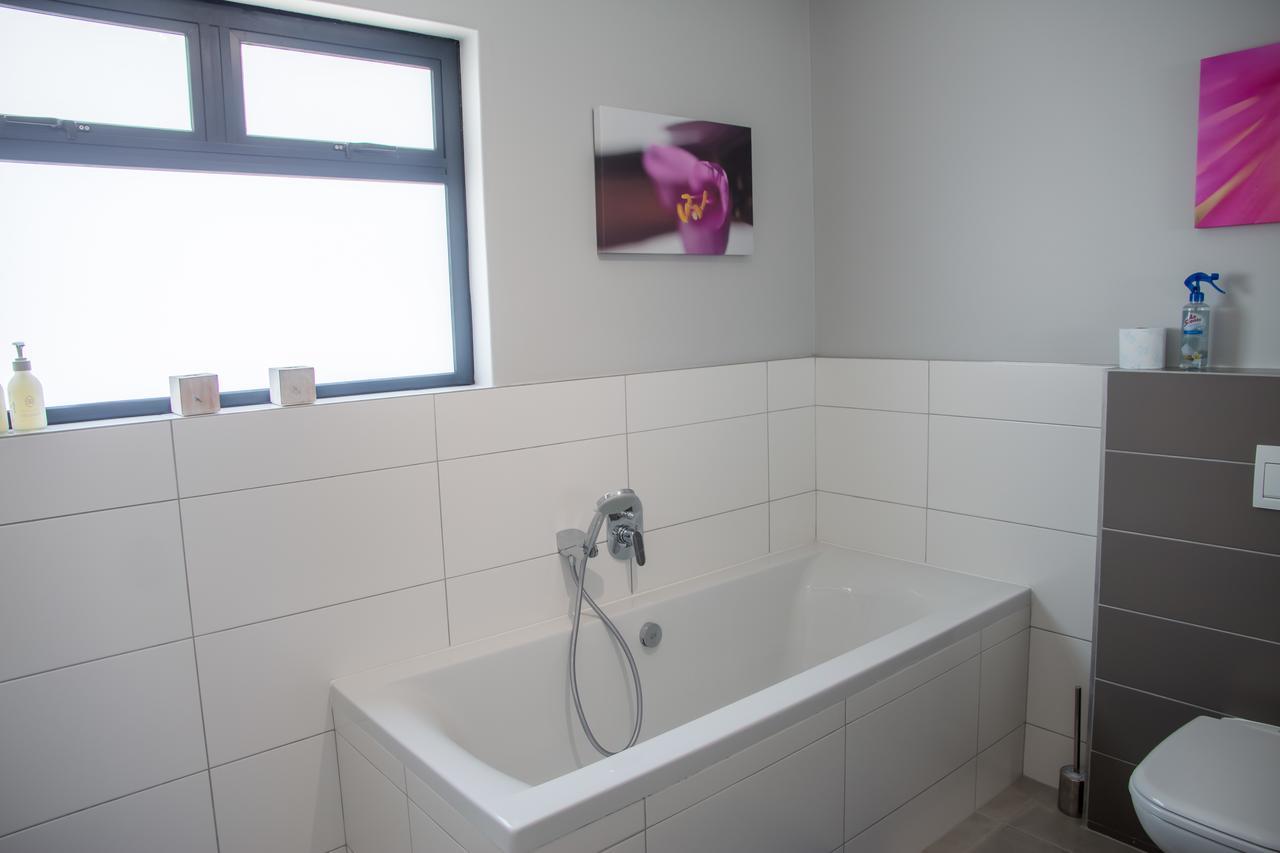 Turmalin Cottage Unit 1 Свакопмунд Экстерьер фото